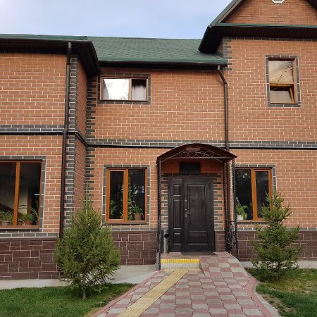 Mini Hotel Leila Almaty Luaran gambar