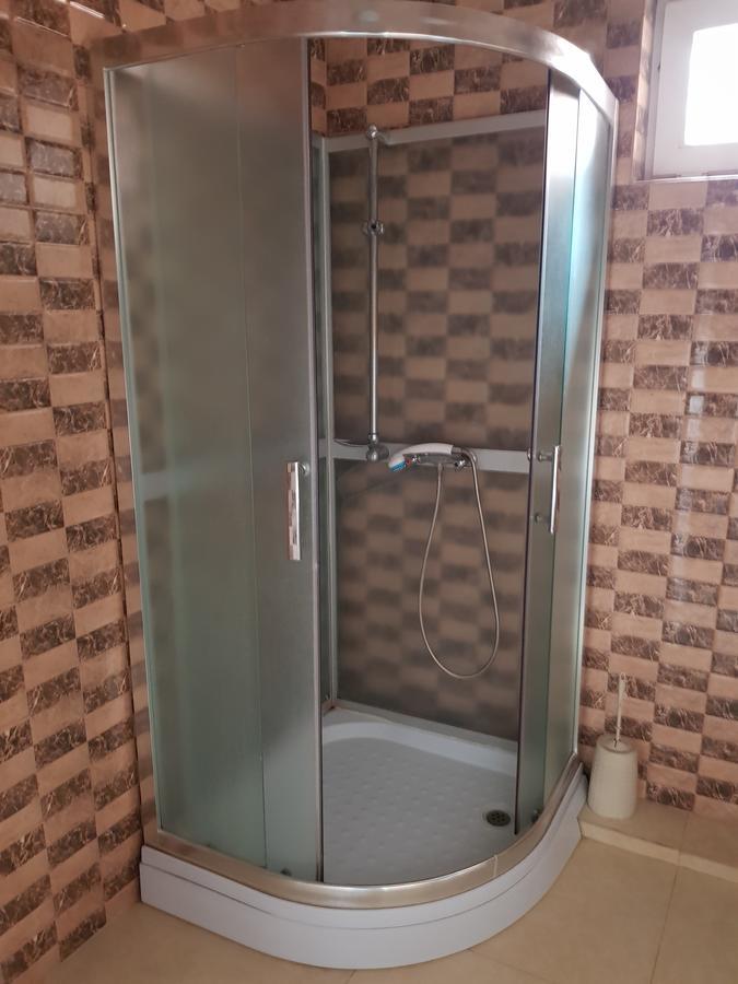 Mini Hotel Leila Almaty Luaran gambar