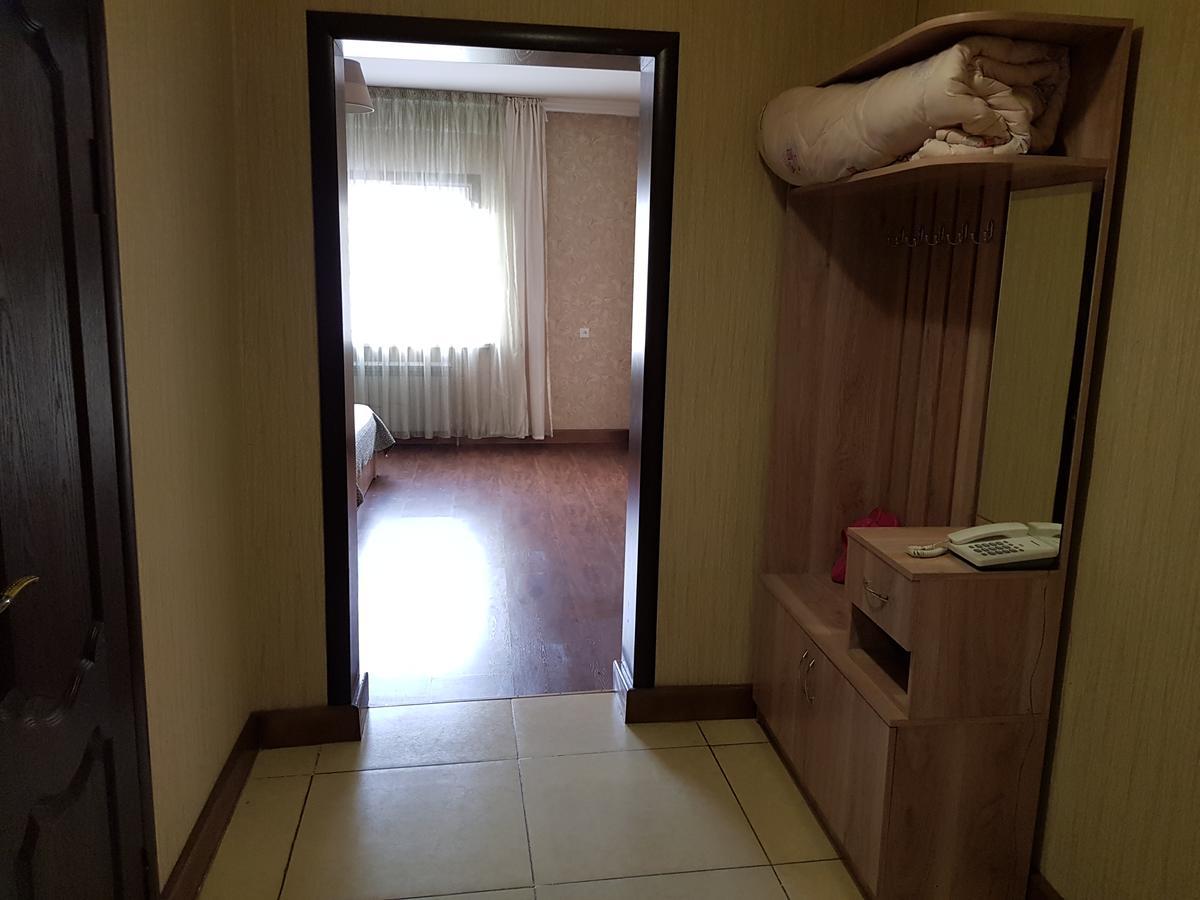Mini Hotel Leila Almaty Luaran gambar